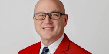 Red-state official who defended gerrymander now accused of stealing small-town election
