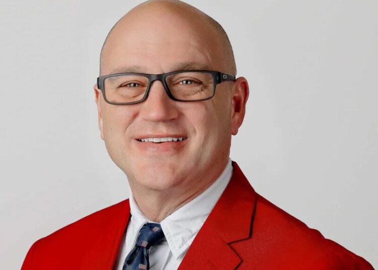 Red-state official who defended gerrymander now accused of stealing small-town election