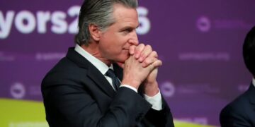 Gavin Newsom’s AI ‘kill switch’ is good persuasion, ridiculous policy