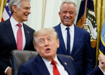 Trump crudely brags about grabbing Melania’s ‘part’ as cabinet officials snicker