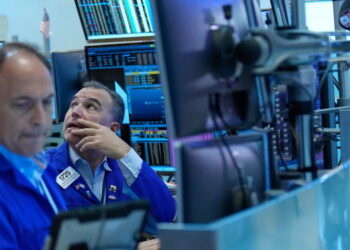 Wall Street drifts lower as bond yields rise and oil prices swing