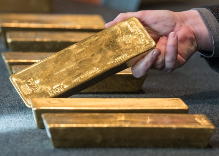 Gold is rushing out of the United States. Cue the panic?