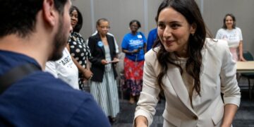 These midterm polls caught our attention this week. They’re good for Democrats.