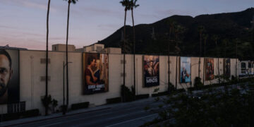 Paramount Weighs Some Concessions in Bid to Finalize Warner Bros. Merger