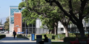 Community colleges will be able to grant more bachelor’s degrees under law signed by Newsom