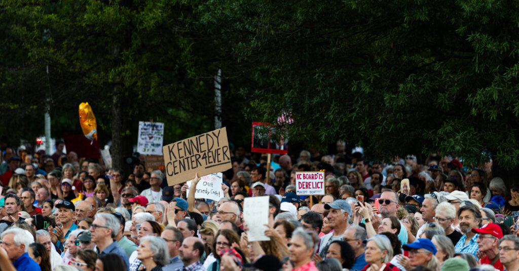 Kennedy Center Supporters Rally Amid Speculation About Possible Demolition