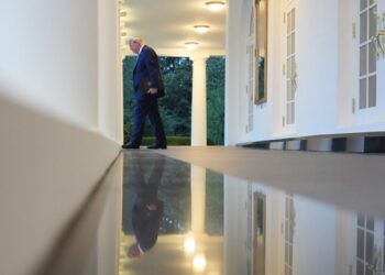 Behind Trump’s public confidence, his private view of midterms is sobering