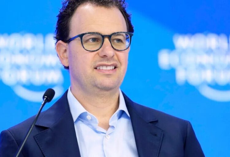 As AI companies get closer to ‘recursive self-improvement,’ this physics professor calls full autonomy ‘the worst idea in the history of humanity’