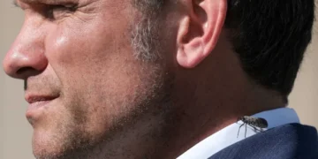 Mockery as Pete Hegseth ‘barks’ at kids in football stadium about ‘redcoats’