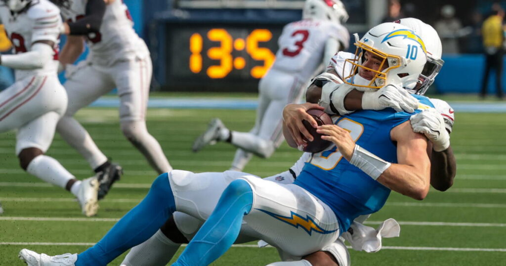 Justin Herbert, Mike McDaniel and Chargers seek urgent reset against Raiders
