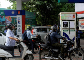 India Is Again Squeezed Between the Threat of Trump Tariffs and Russian Oil