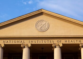 White House budget chief pushes for scrutiny of NIH grants in Oval Office clash