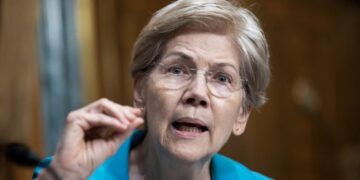 Elizabeth Warren Blasts Paramount Merger Settlement Talks: ‘Massive Mistake to Cave’