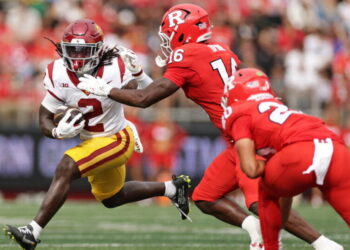 No. 12 USC defeats Rutgers in Big Ten opener, but defensive woes detract from win