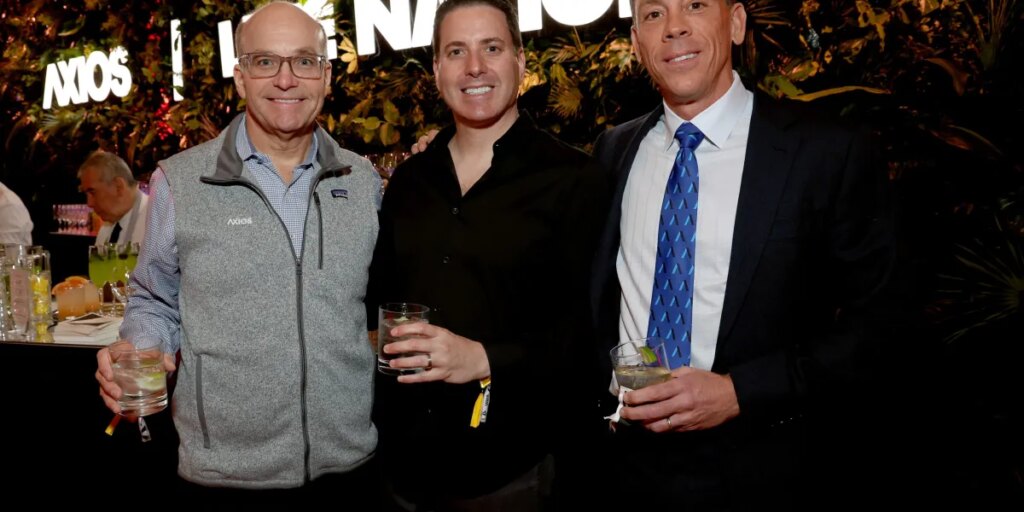 The Axios founders on how AI ruined your inbox, why the ’90s really were different and how to succeed through ‘Simplify’