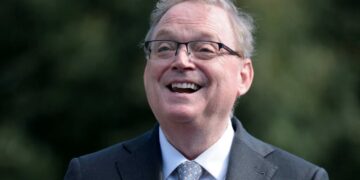 Hassett’s hamburger humblebrag leaves Americans heaving: ‘This is offensively ignorant’