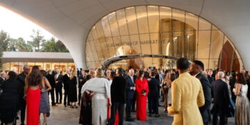 Inside Lucas Museum’s star-studded gala with Oprah, Kim Kardashian, Gavin Newsom and Mark Hamill