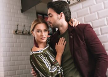 Why so many young men in LA want to date women in their 60s