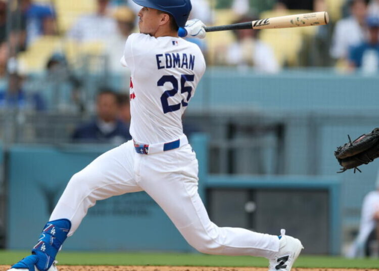 Is it still a rivalry? Dodgers complete sweep of woeful Giants