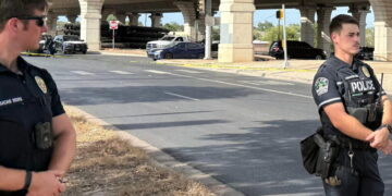ICE agent shoots and wounds man in Austin, Texas, officials say