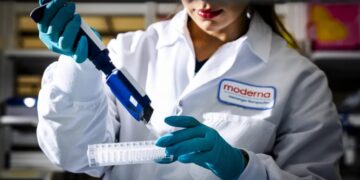 Moderna’s Bob Langer and AI pioneer Yann LeCun join board of Cellular Intelligence, bringing AI into medicine via a Parkinson’s drug