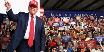Trump, Republicans launch ad blitz for midterms as races favor Democrats
