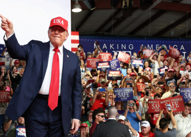 Trump, Republicans launch ad blitz for midterms as races favor Democrats