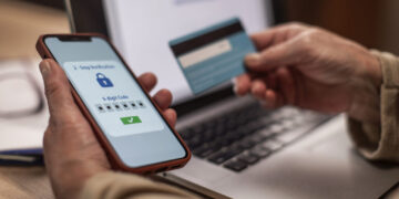 11 ways to protect yourself from fraud and scammers