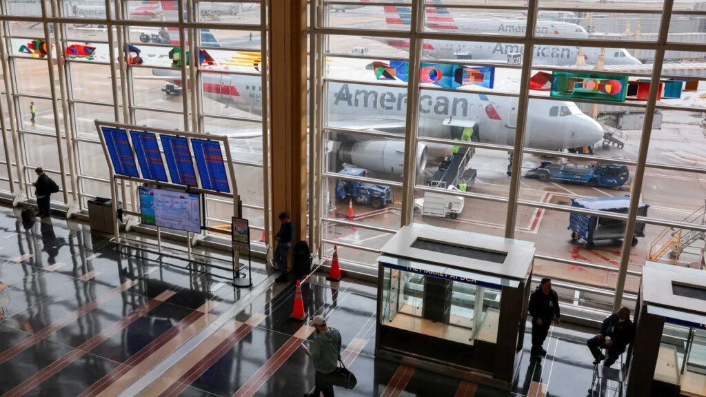 Panic as Trump admin rolls out ‘actually insane’ flight tool: ‘Isn’t going to end well’