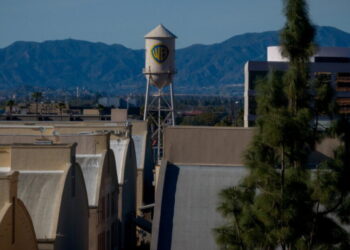 Paramount, attorneys general settle lawsuit, clearing a path for Warner Bros. merger