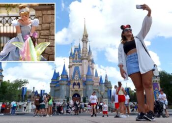Disney woos visitors with $59 tickets as Universal, SeaWorld struggle with weaker attendance