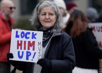 Flattering WaPo profile of DOGE exec ‘who should be in jail’ sets off reader firestorm