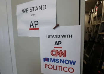 ‘Constitutional crisis’: Jim Acosta flags ominous motive lurking beneath Trump’s press ban