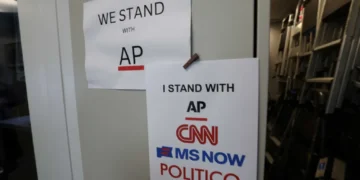 ‘Constitutional crisis’: Jim Acosta flags ominous motive lurking beneath Trump’s press ban