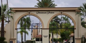 Paramount settles with states over Warner Bros. Discovery merger