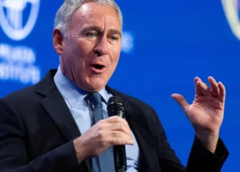 GOP megadonor’s corporate move in peril after cars crushed in Miami construction mishap