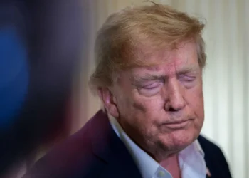 White House insiders quietly reeling after Trump’s ’embarrassing’ media ban: CNN