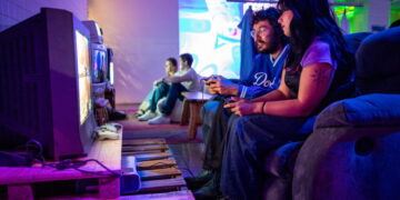 A rainbow of iMac G3s? This ‘old tech’ party in L.A. is a balm for our isolated times
