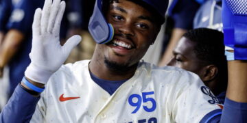 The Dodgers’ Josue De Paula can hit. Now he’s out to prove he can play defense, too