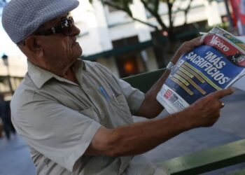 Two major Puerto Rico newspapers are going digital-only as the industry sheds 270,000 jobs in 20 years