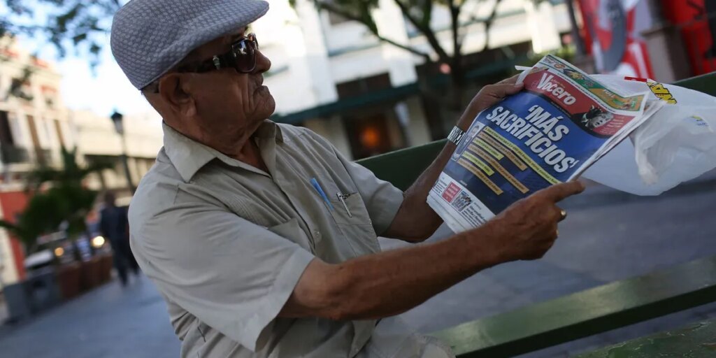 Two major Puerto Rico newspapers are going digital-only as the industry sheds 270,000 jobs in 20 years