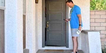 Republicans target Las Vegas congressional district with help from Trump’s ‘no tax on tips’ policy