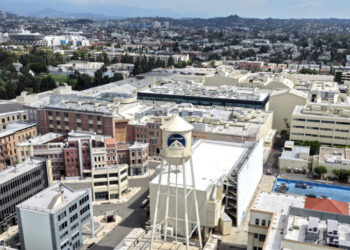 How Paramount Won Warner Bros.