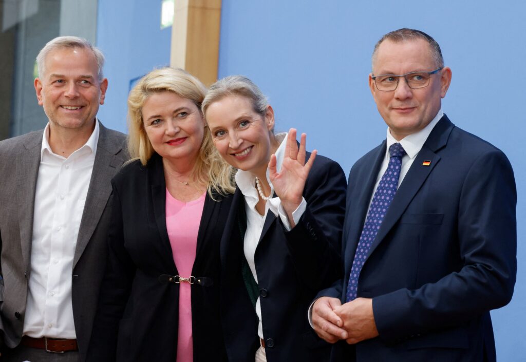 Victories by far left and far right show Germans sick of politics as usual