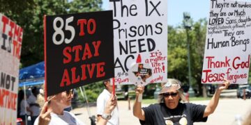 Federal Judge Orders Texas to Air-Condition Its Prisons