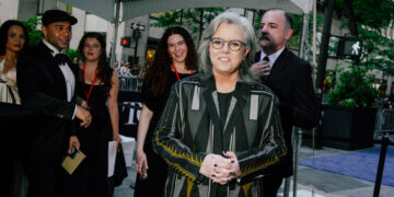 Rosie O’Donnell Says ABC Delayed a Skit as It Readied Trump Suit