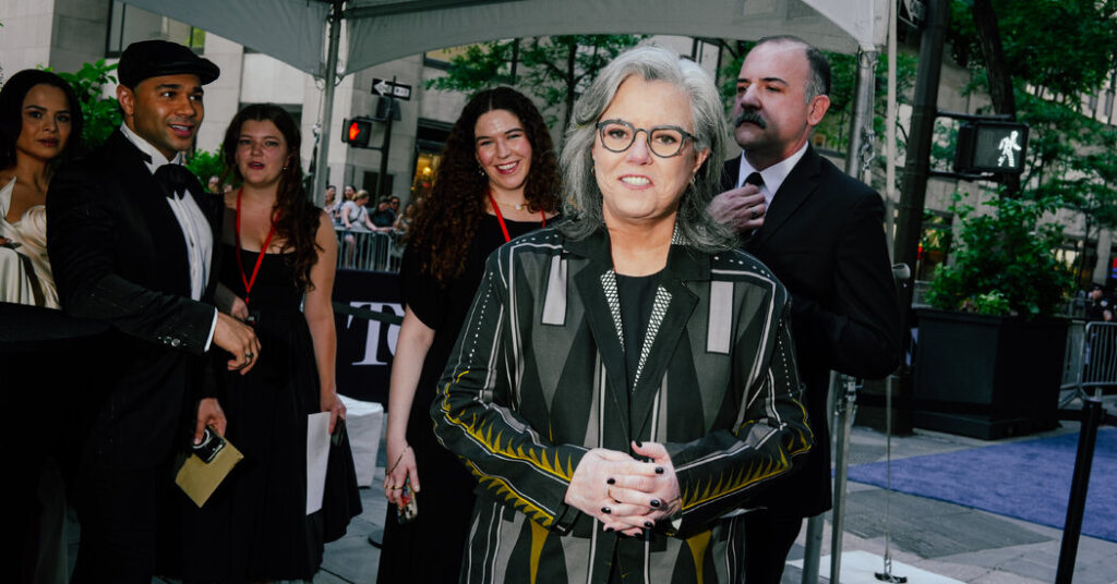 Rosie O’Donnell Says ABC Delayed a Skit as It Readied Trump Suit