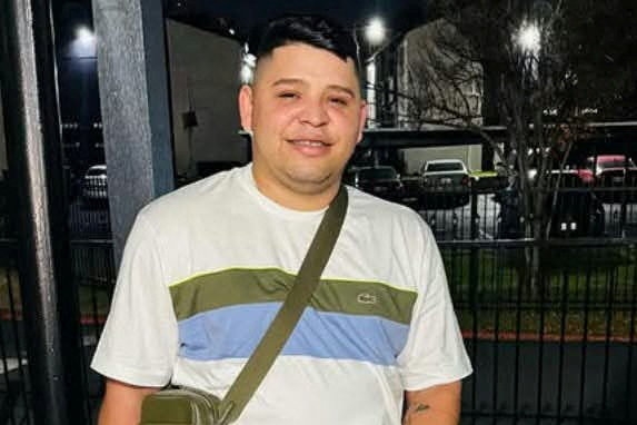 Man shot and detained by ICE hospitalized for partial paralysis, lawyer says