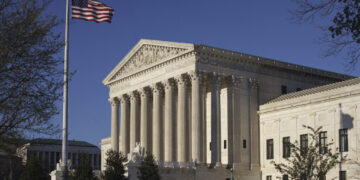 Kagan declines appeal from surrogate mother who refused to get abortion