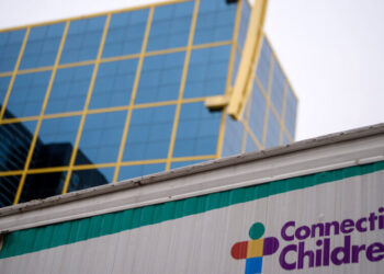 Hospitals Shutter Youth Gender Clinics in Deal With Trump Administration